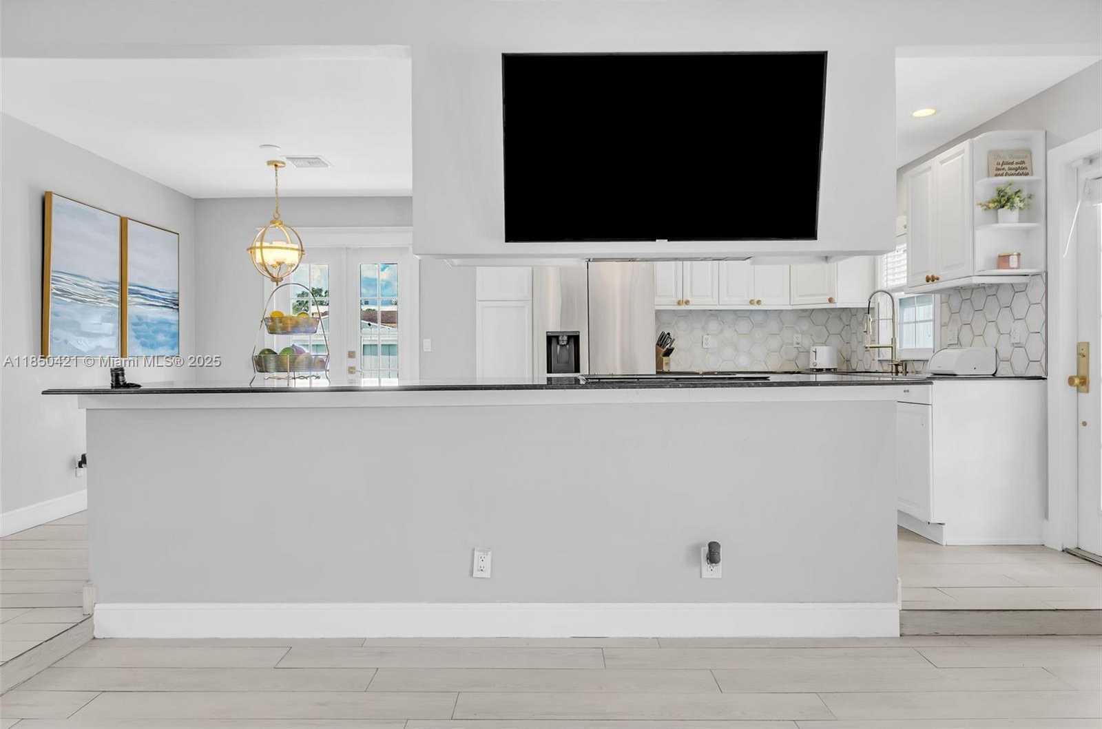 Small Image of 2221 NORTH 43RD AVE, Hollywood Number 7