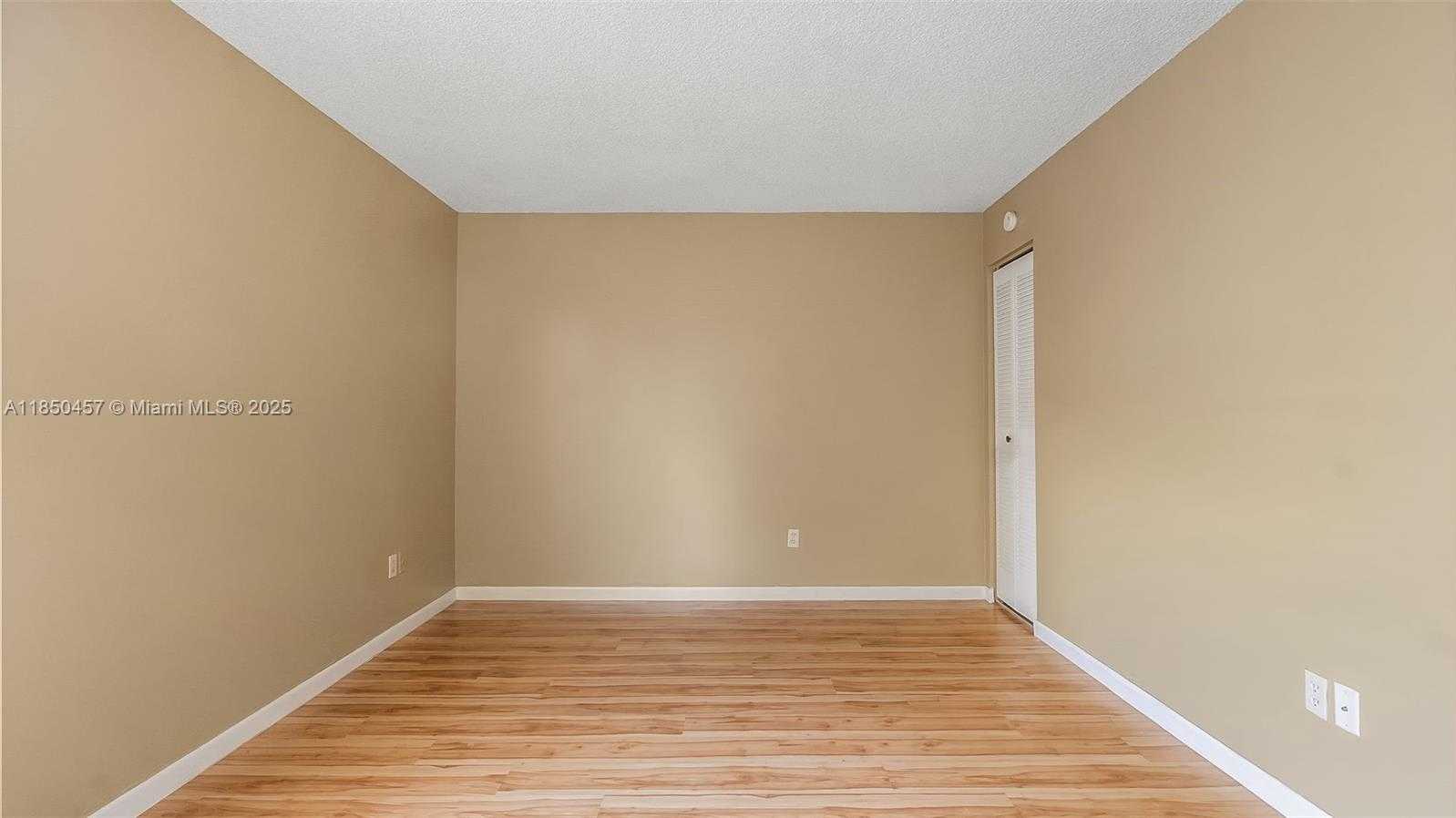 Small Image of 1701 SOUTH WEST 84TH AVE, Miramar Number 17