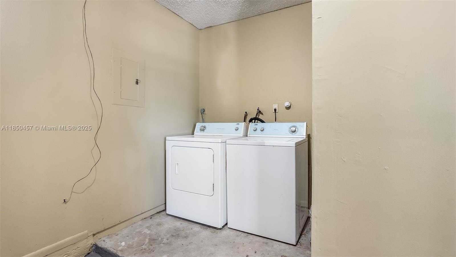 Small Image of 1701 SOUTH WEST 84TH AVE, Miramar Number 19