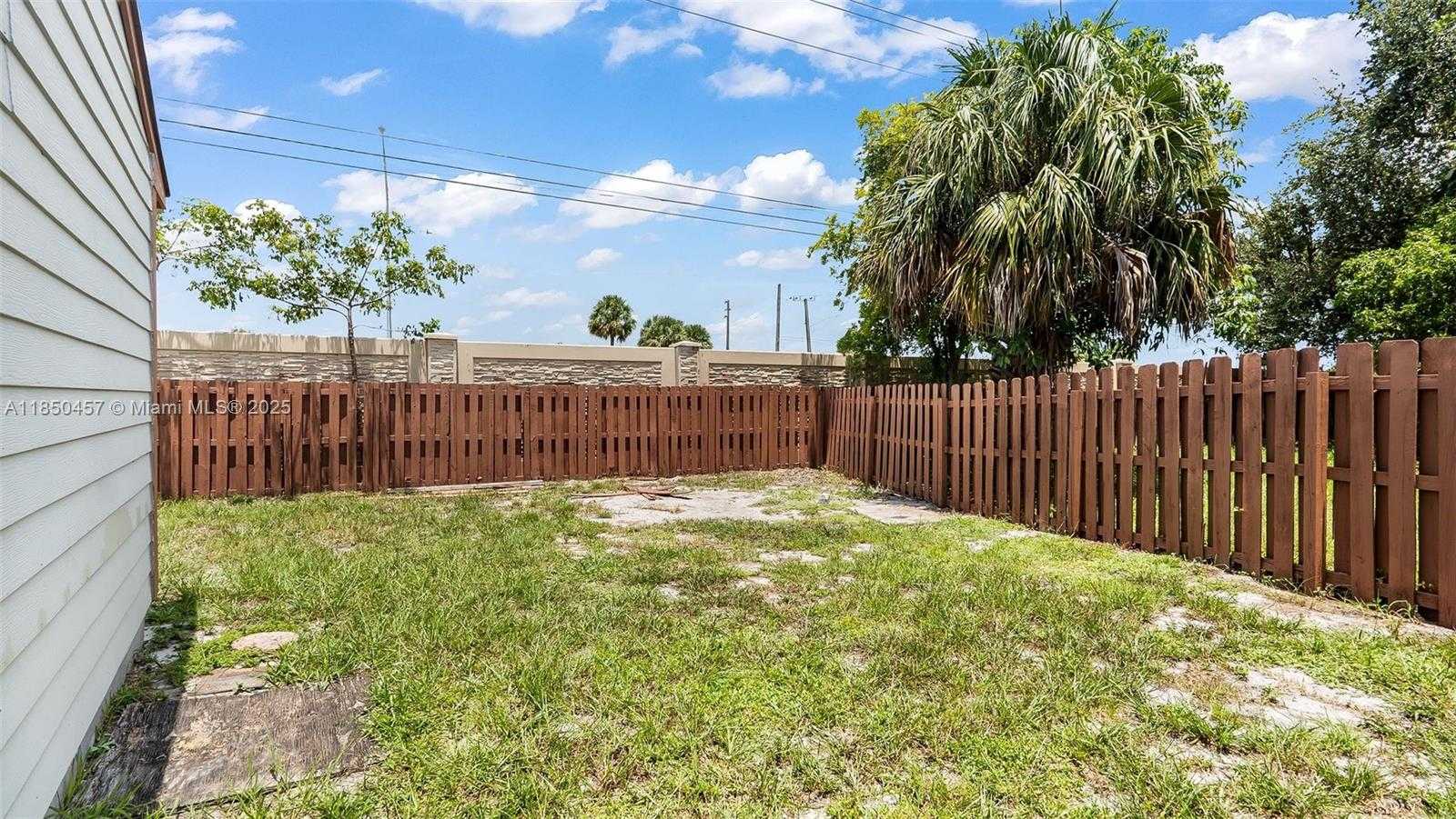 Small Image of 1701 SOUTH WEST 84TH AVE, Miramar Number 20