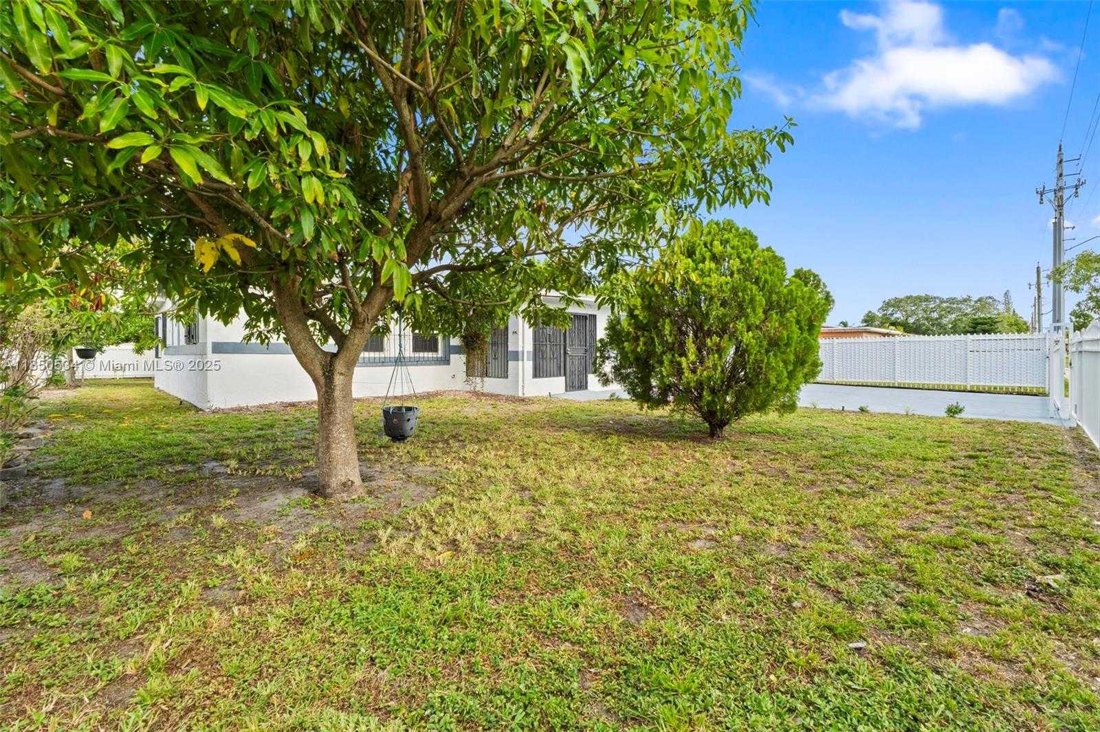 Small Image of 1237 NORTH WEST 15TH AVE, Fort Lauderdale Number 23