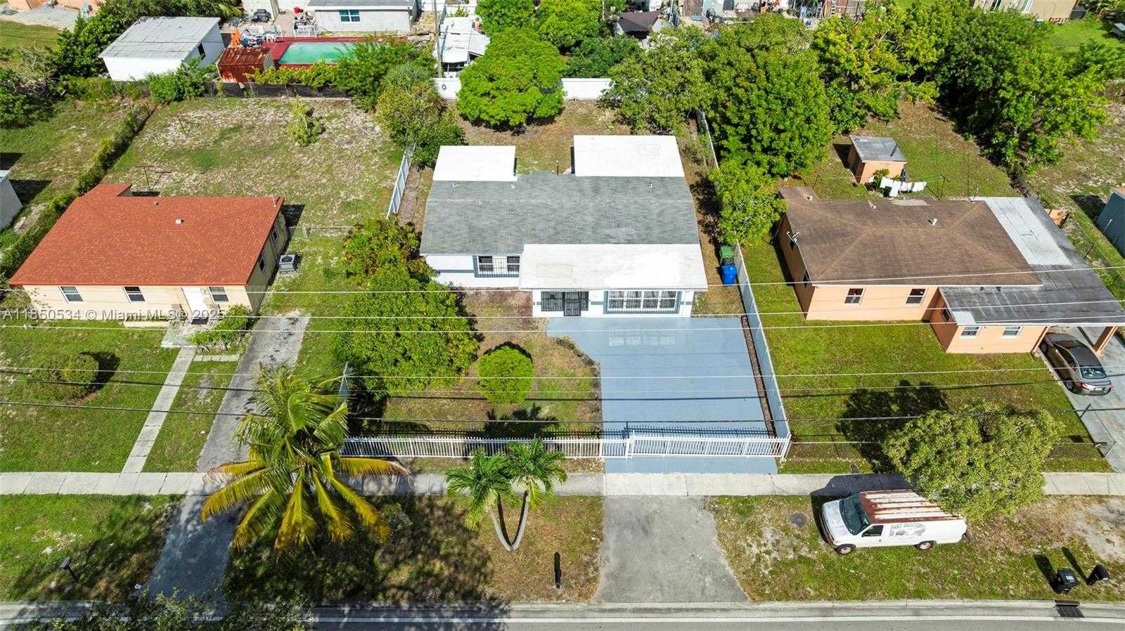 Small Image of 1237 NORTH WEST 15TH AVE, Fort Lauderdale Number 29
