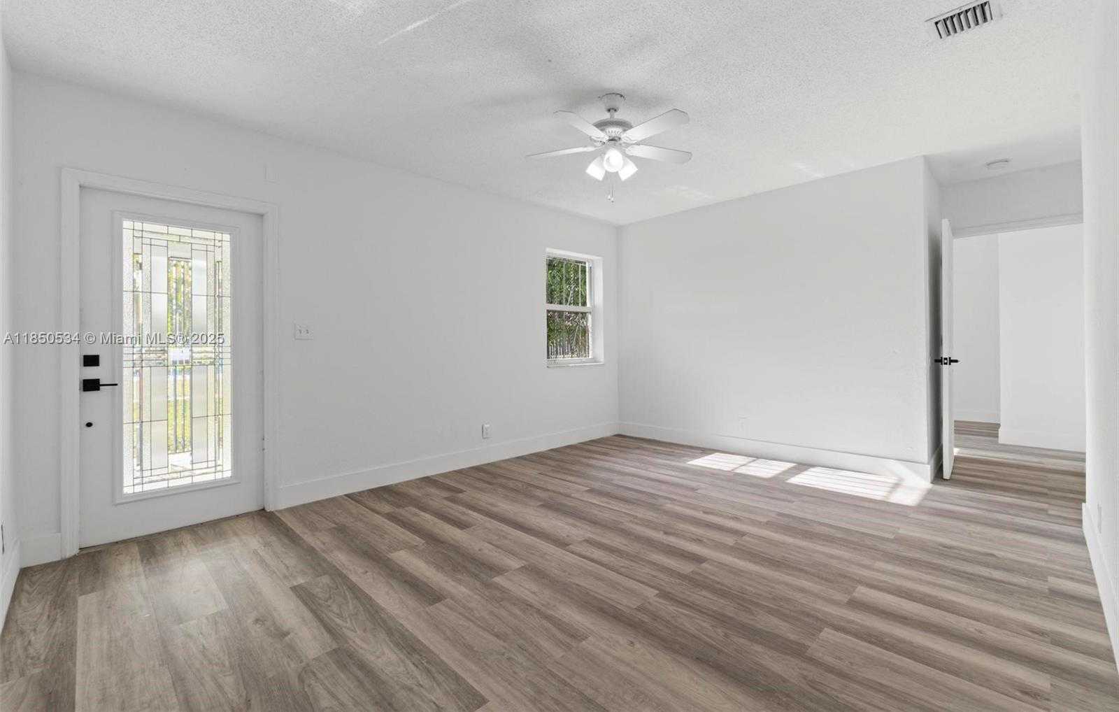 Small Image of 1237 NORTH WEST 15TH AVE, Fort Lauderdale Number 3