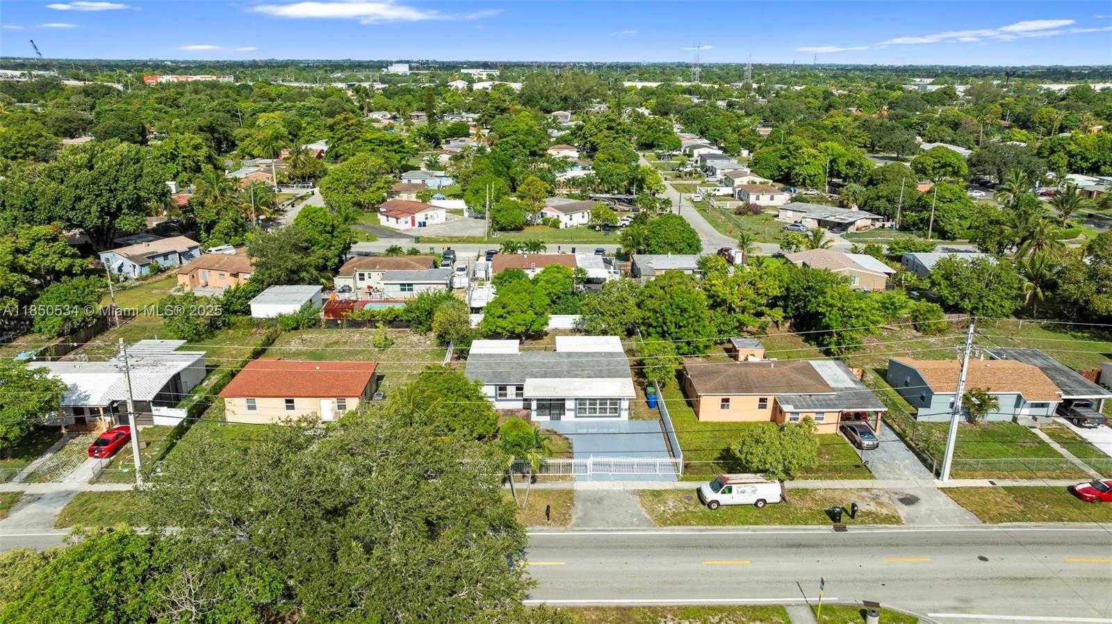 Small Image of 1237 NORTH WEST 15TH AVE, Fort Lauderdale Number 38