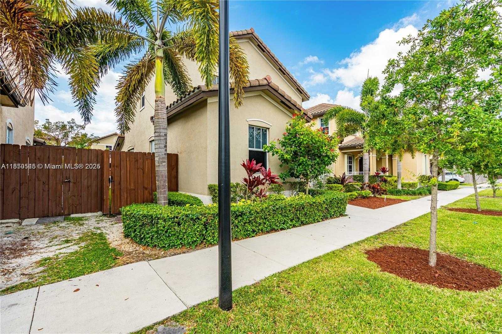 Small Image of 11732 SOUTH WEST 243RD ST, Homestead Number 23