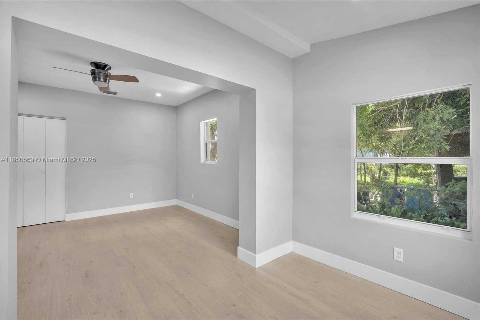 Small Image of 421 NORTH WEST 59TH ST, Miami Number 10