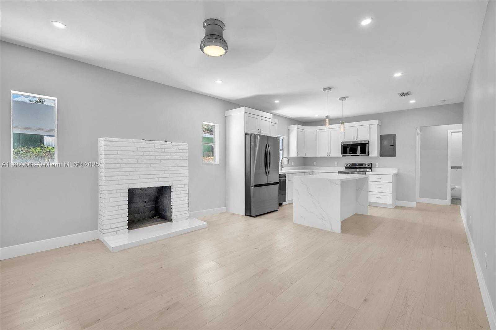 Small Image of 421 NORTH WEST 59TH ST, Miami Number 12