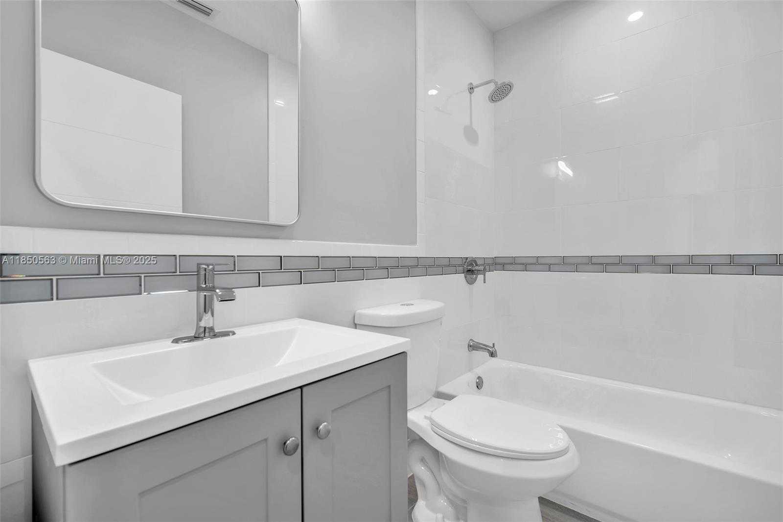 Small Image of 421 NORTH WEST 59TH ST, Miami Number 20