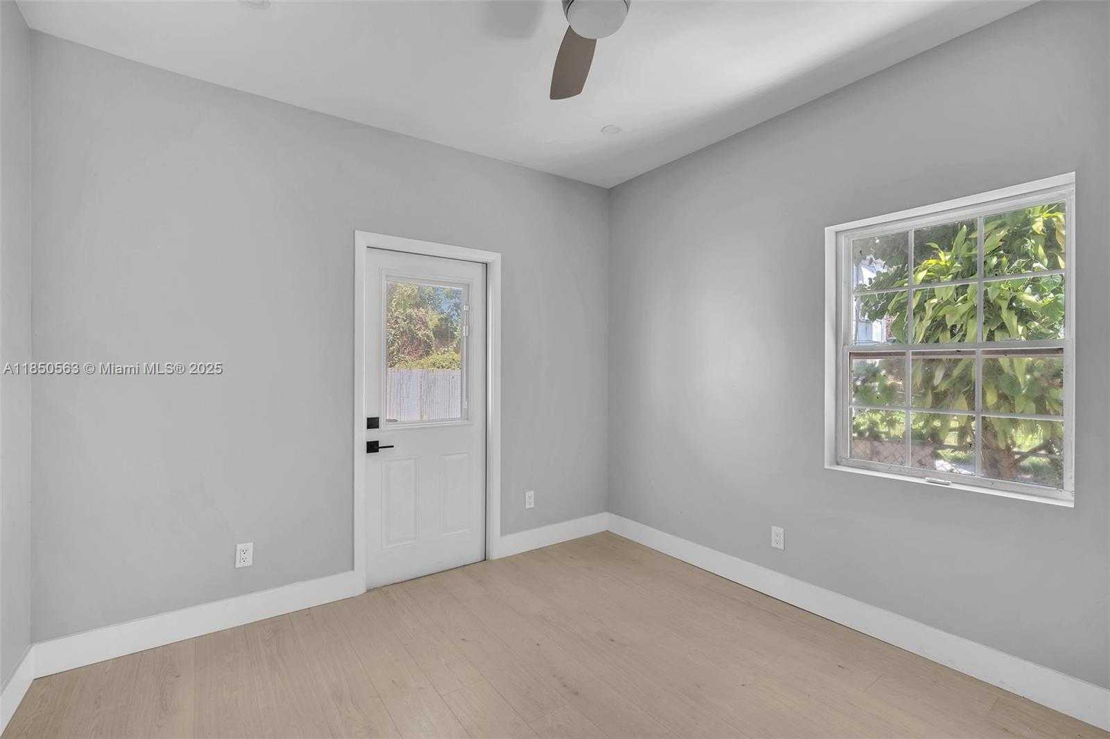 Small Image of 421 NORTH WEST 59TH ST, Miami Number 21