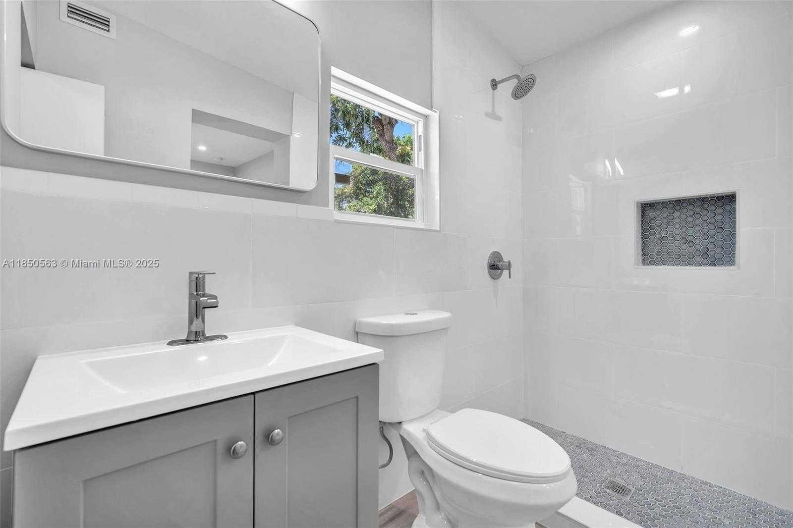 Small Image of 421 NORTH WEST 59TH ST, Miami Number 26