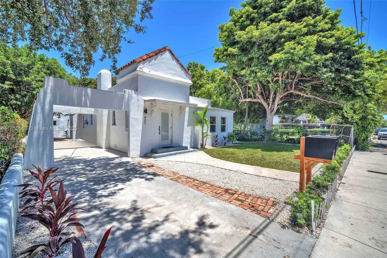 Small Image of 421 NORTH WEST 59TH ST, Miami Number 30