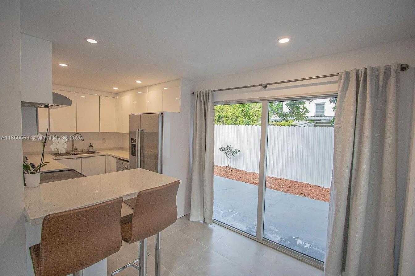 Small Image of 421 NORTH WEST 59TH ST, Miami Number 43