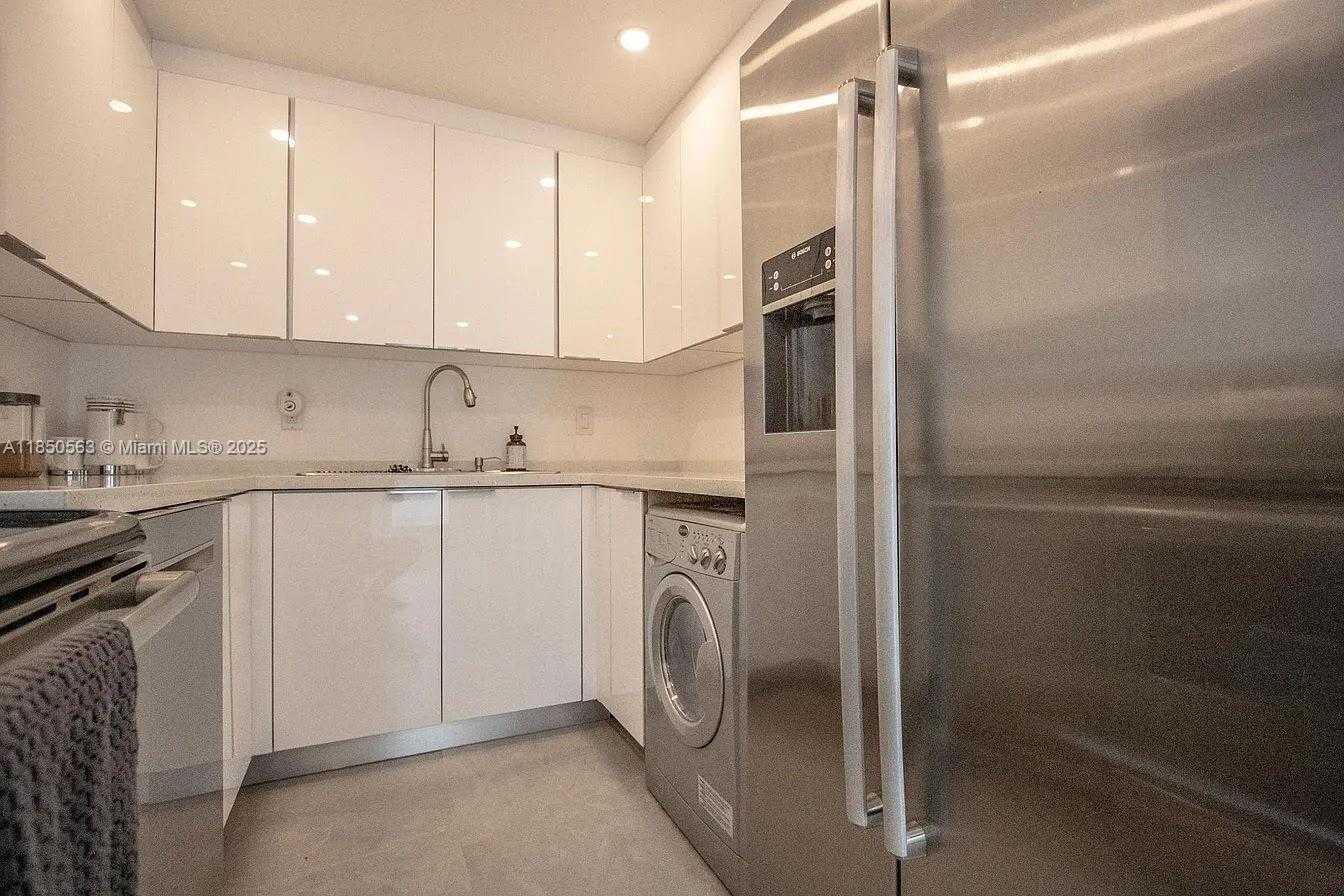 Small Image of 421 NORTH WEST 59TH ST, Miami Number 44