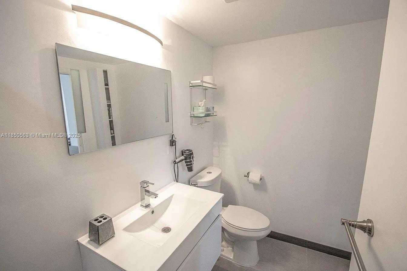 Small Image of 421 NORTH WEST 59TH ST, Miami Number 48
