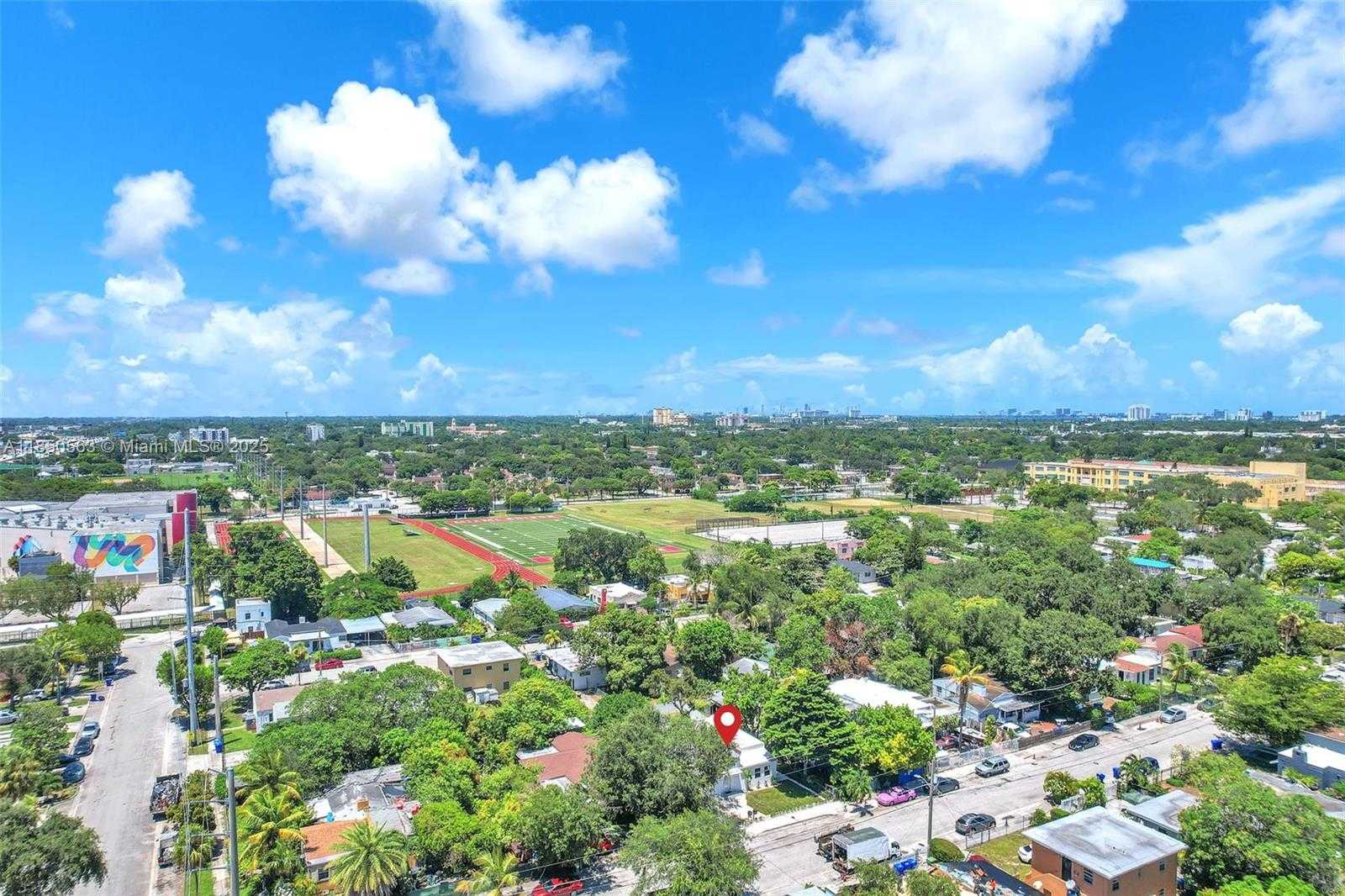 Small Image of 421 NORTH WEST 59TH ST, Miami Number 52