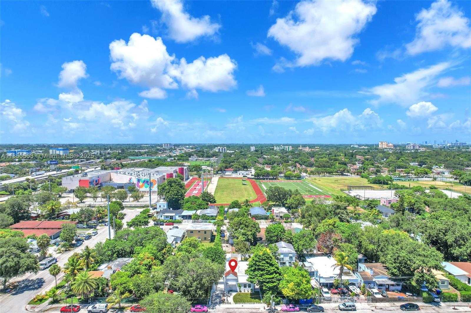 Small Image of 421 NORTH WEST 59TH ST, Miami Number 53