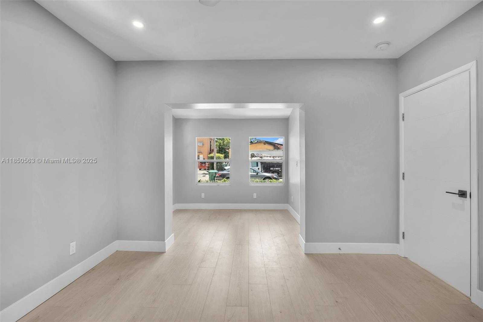 Small Image of 421 NORTH WEST 59TH ST, Miami Number 7