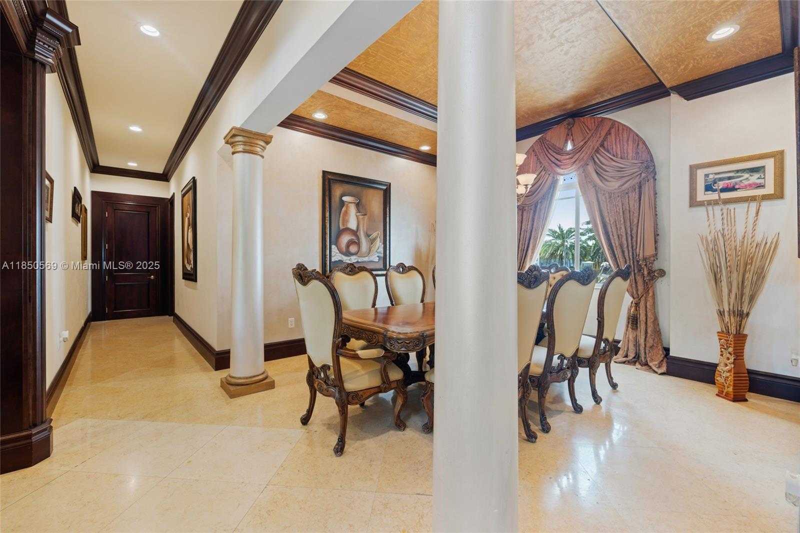 Small Image of 9861 NORTH WEST 135TH ST, Hialeah Gardens Number 15
