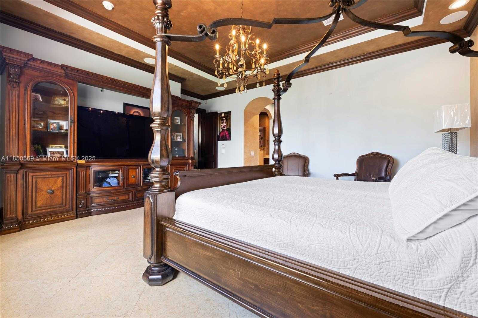 Small Image of 9861 NORTH WEST 135TH ST, Hialeah Gardens Number 37