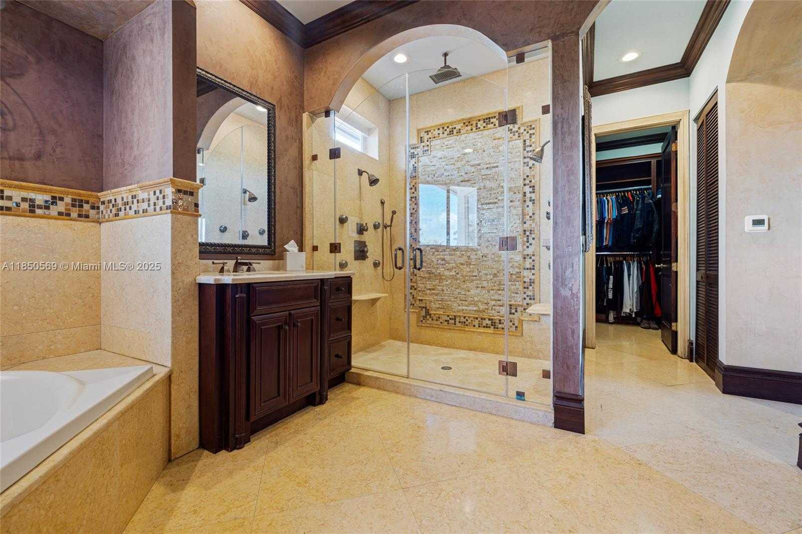 Small Image of 9861 NORTH WEST 135TH ST, Hialeah Gardens Number 38