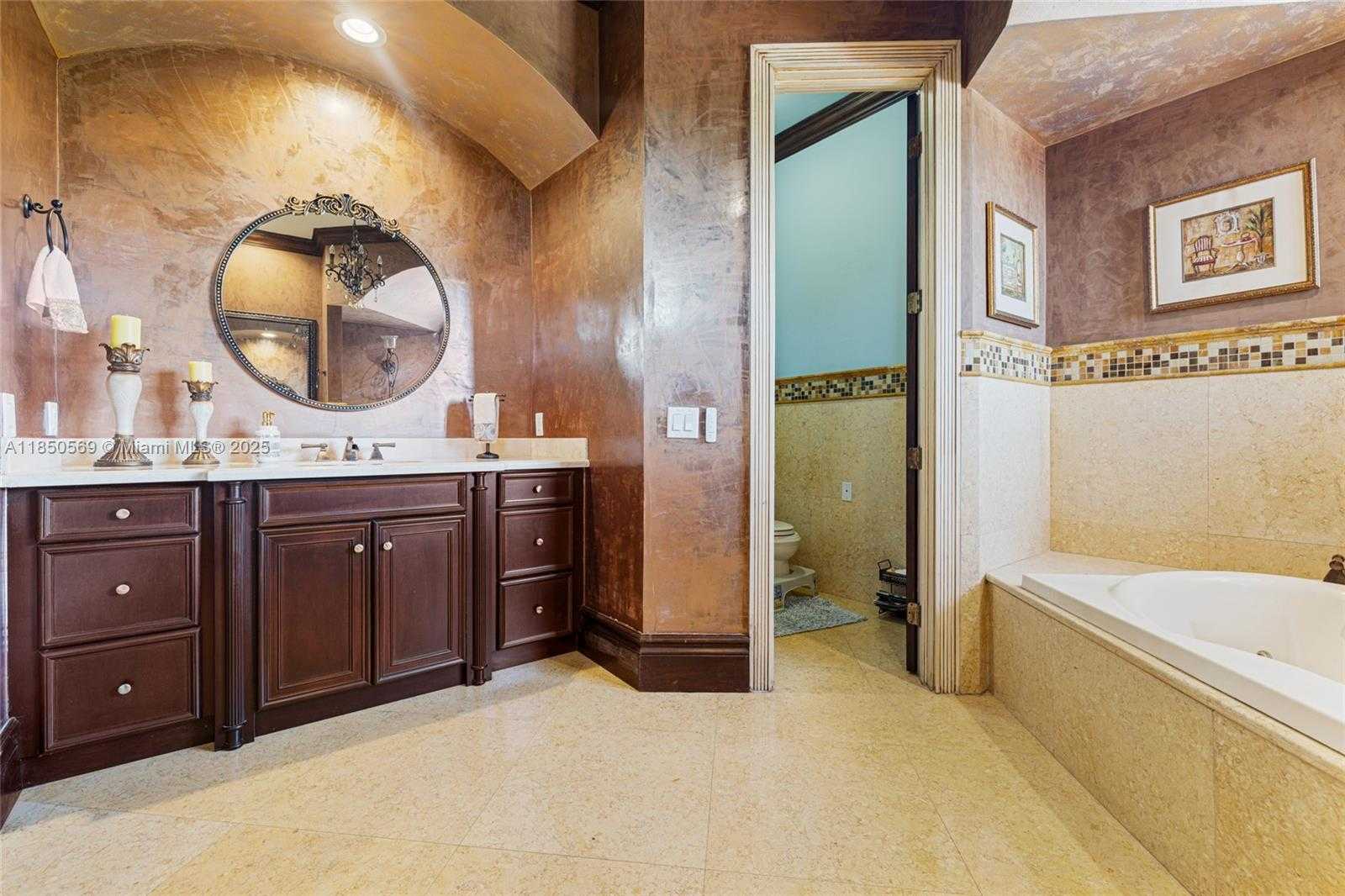 Small Image of 9861 NORTH WEST 135TH ST, Hialeah Gardens Number 39