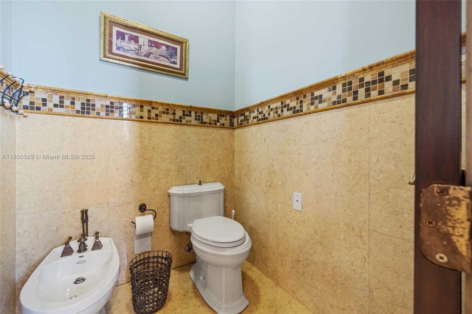 Small Image of 9861 NORTH WEST 135TH ST, Hialeah Gardens Number 42