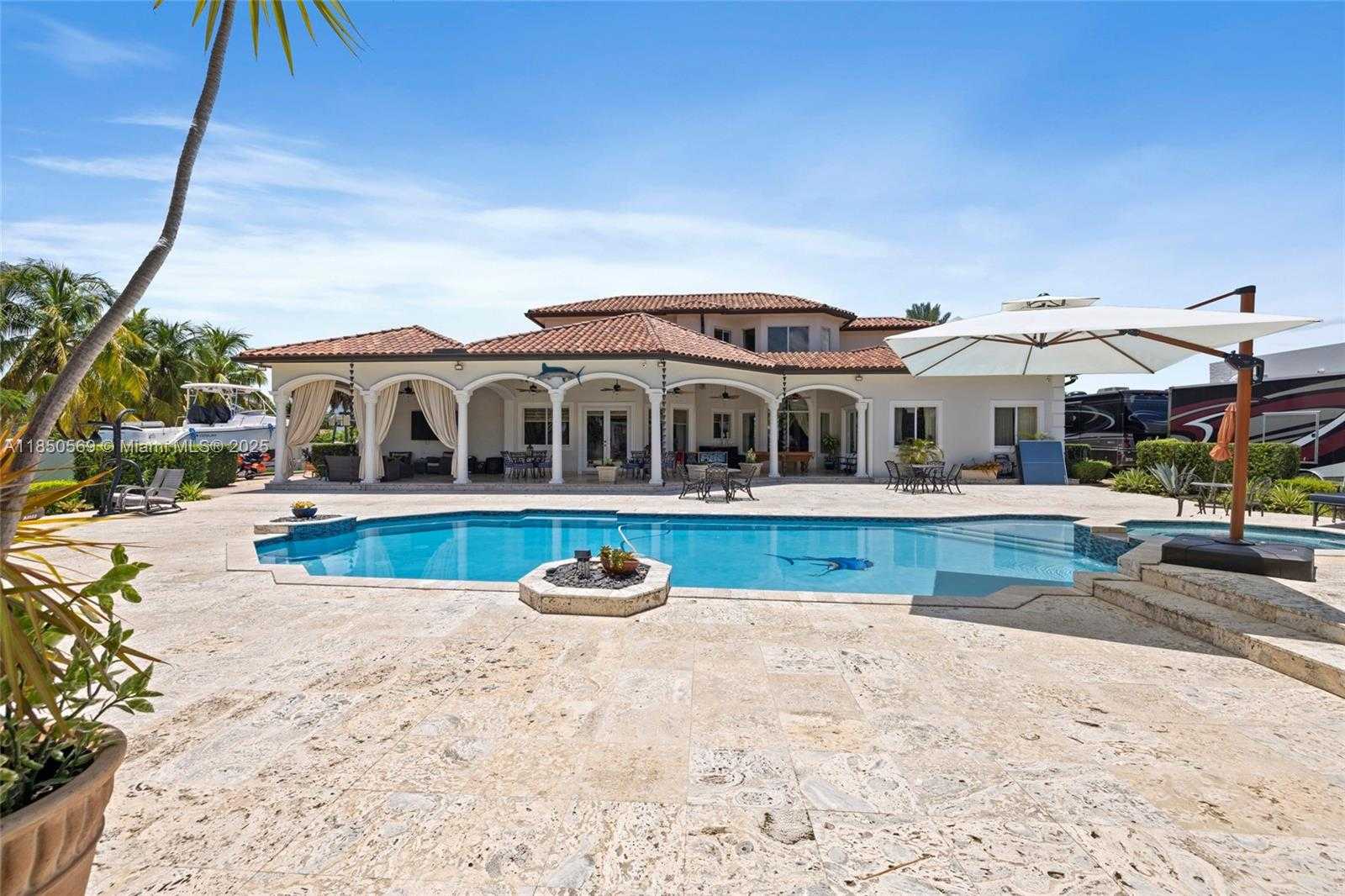 Small Image of 9861 NORTH WEST 135TH ST, Hialeah Gardens Number 47