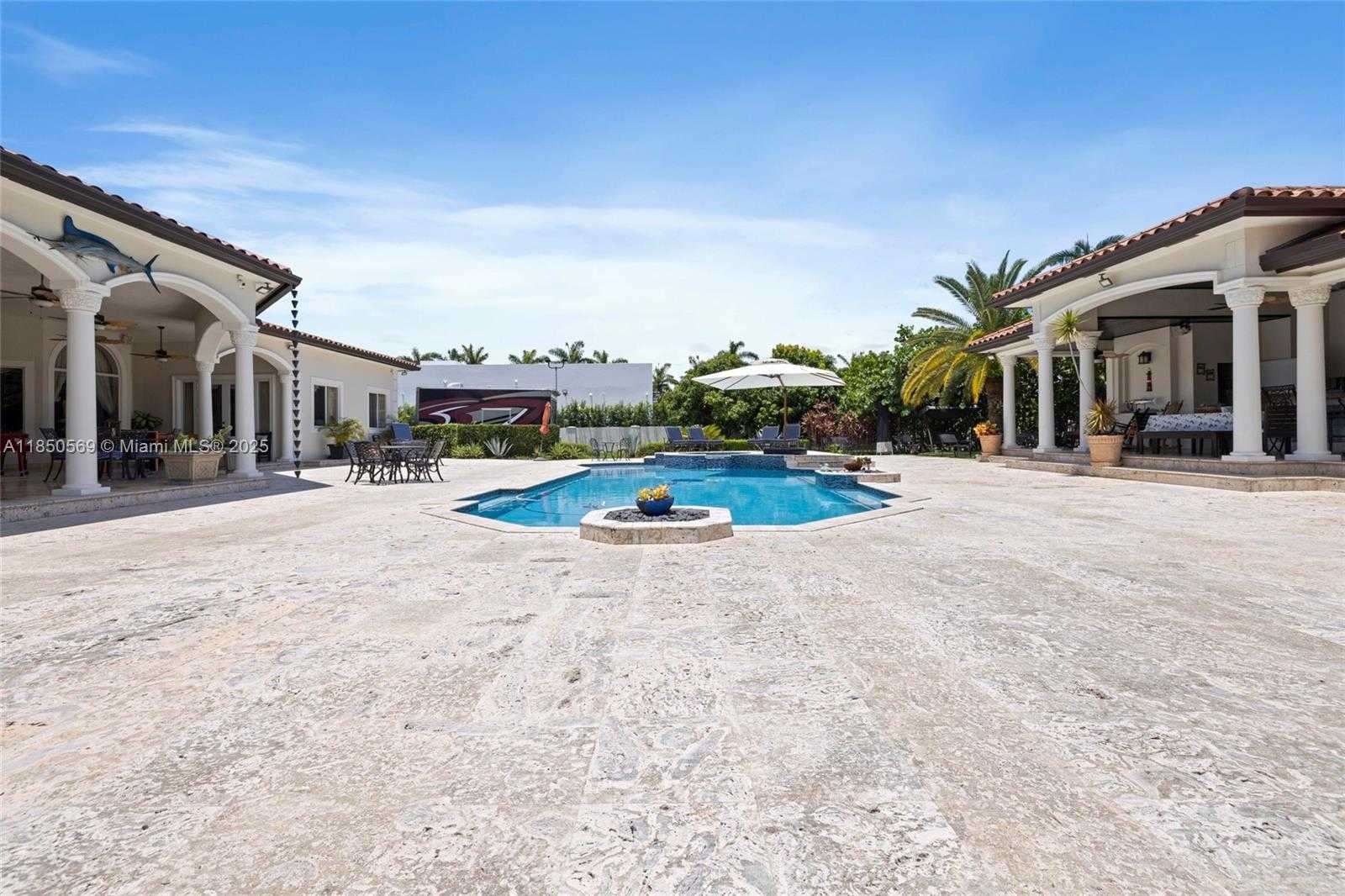 Small Image of 9861 NORTH WEST 135TH ST, Hialeah Gardens Number 48