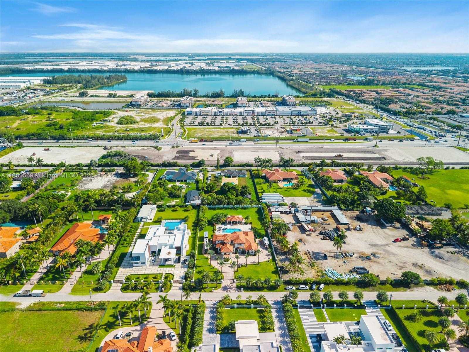 Small Image of 9861 NORTH WEST 135TH ST, Hialeah Gardens Number 53