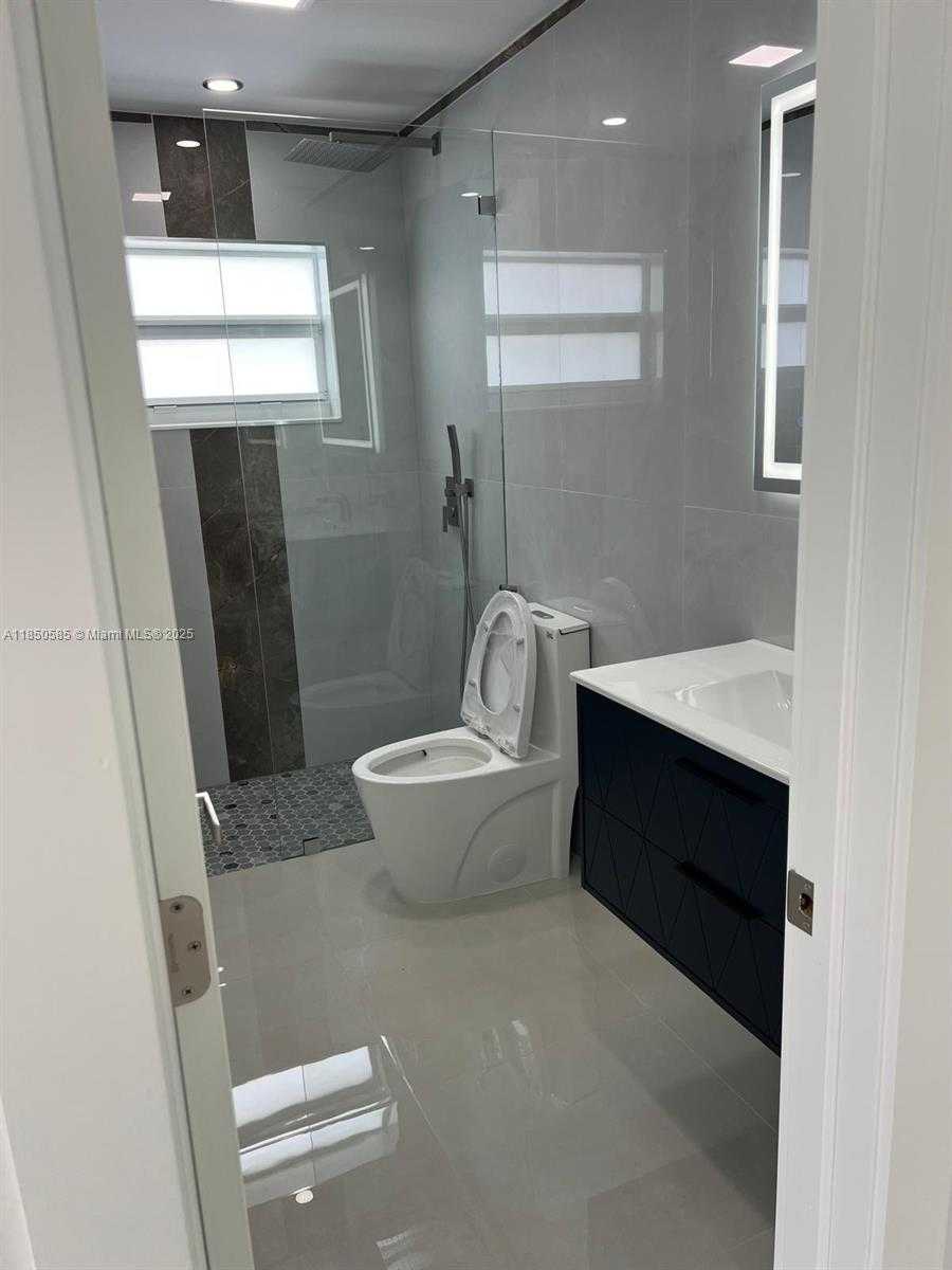 Small Image of 26222 SOUTH WEST 124TH PL, Homestead Number 12