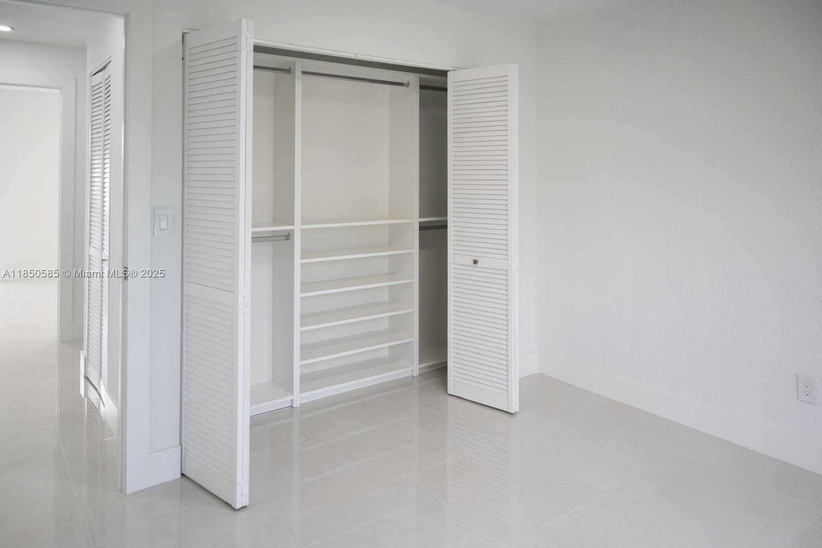 Small Image of 26222 SOUTH WEST 124TH PL, Homestead Number 26