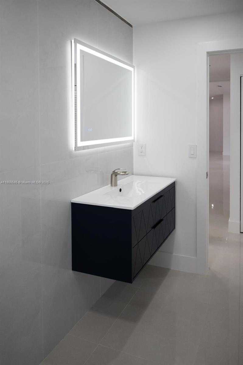 Small Image of 26222 SOUTH WEST 124TH PL, Homestead Number 38