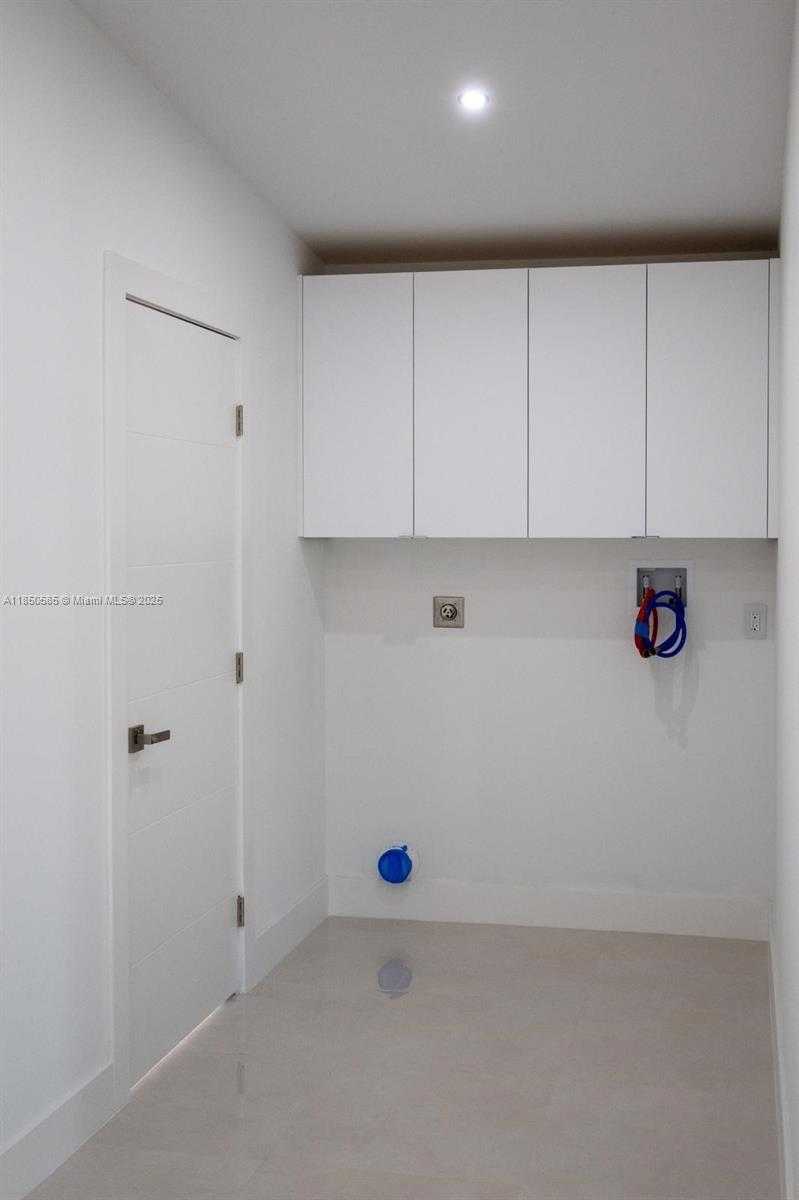 Small Image of 26222 SOUTH WEST 124TH PL, Homestead Number 42