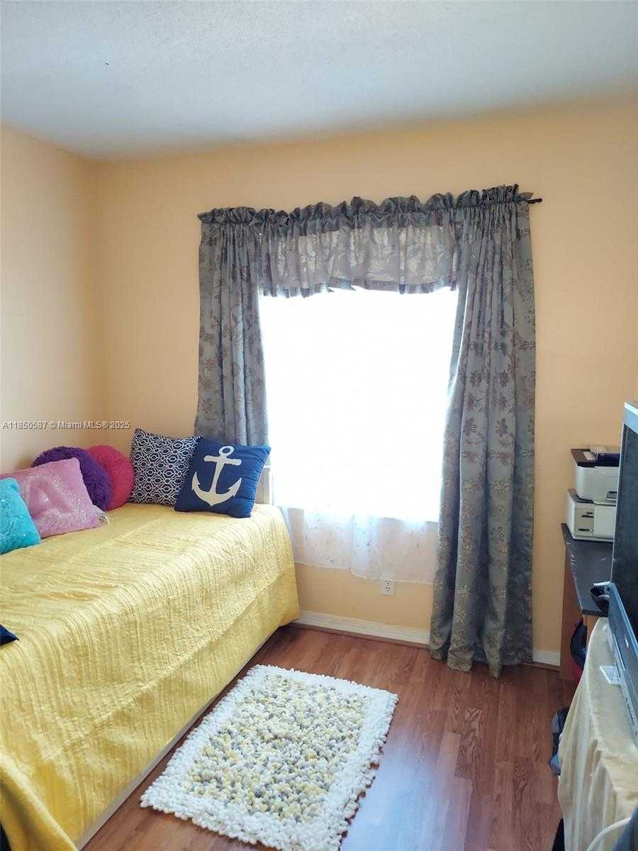 Small Image of 12130 NORTH WEST 56TH CT, Coral Springs Number 12