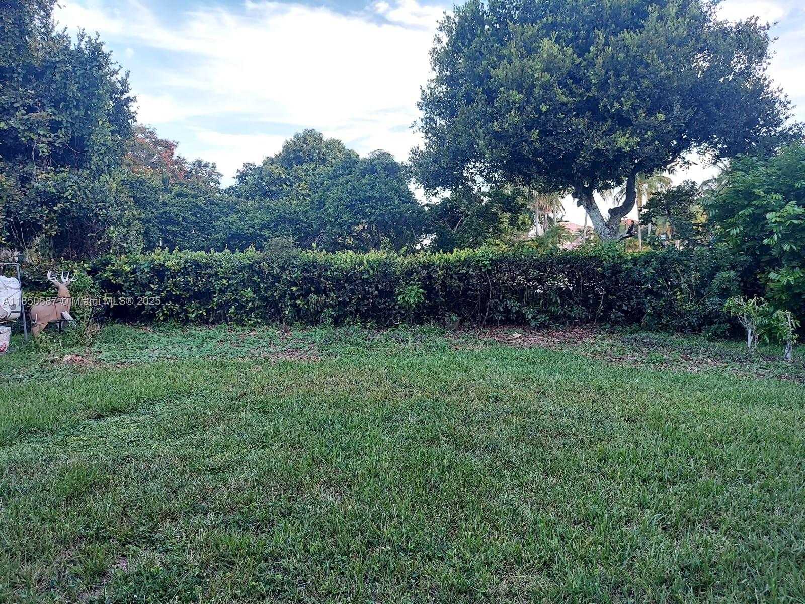 Small Image of 12130 NORTH WEST 56TH CT, Coral Springs Number 14