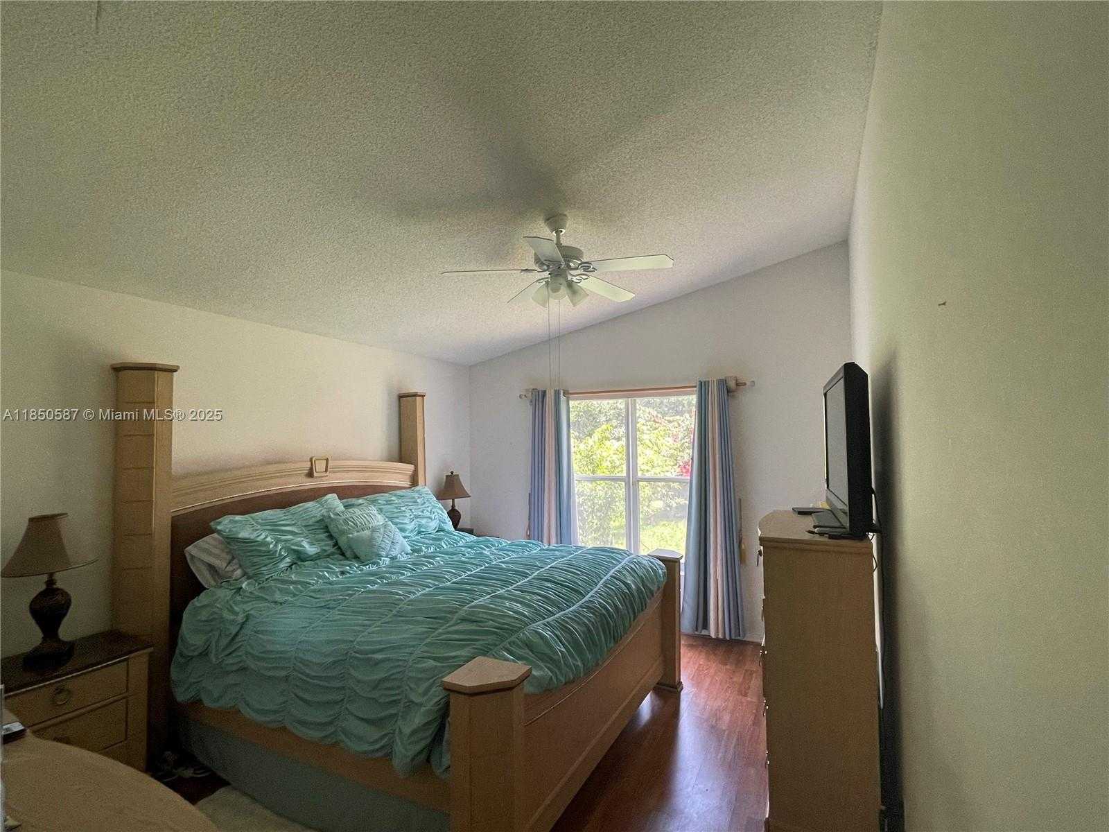 Small Image of 12130 NORTH WEST 56TH CT, Coral Springs Number 7