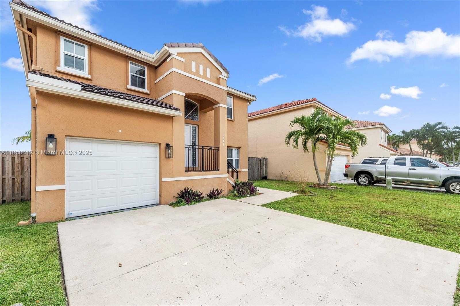 Small Image of 3226 WEST BUENA VISTA DR, Margate Number 3