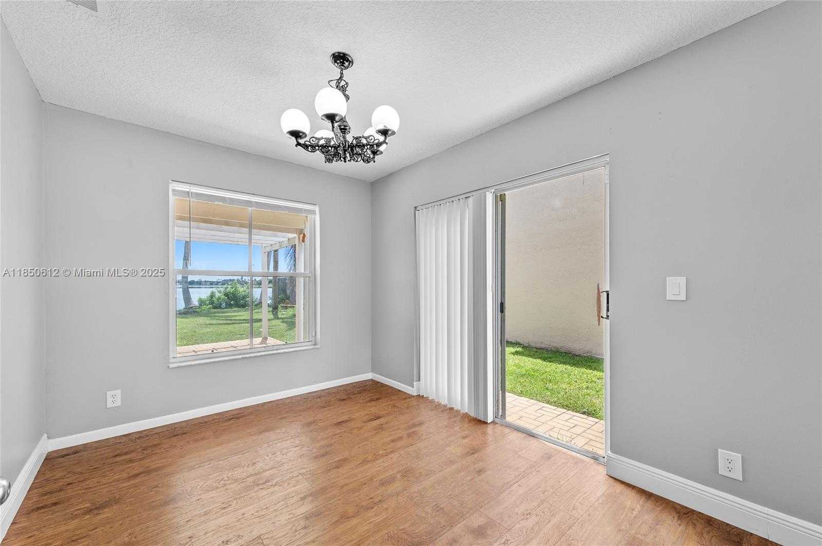 Small Image of 3226 WEST BUENA VISTA DR, Margate Number 8