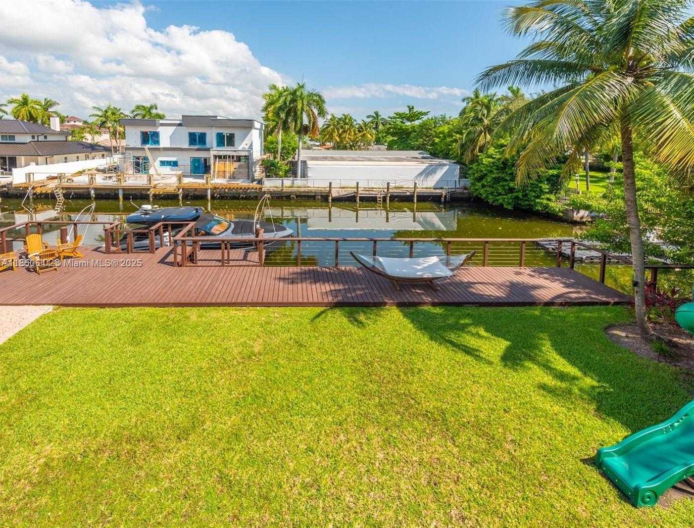 Small Image of 1031 HARBOR CT, Hollywood Number 24