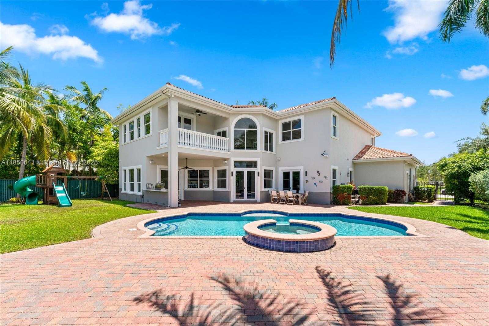 Small Image of 1031 HARBOR CT, Hollywood Number 28
