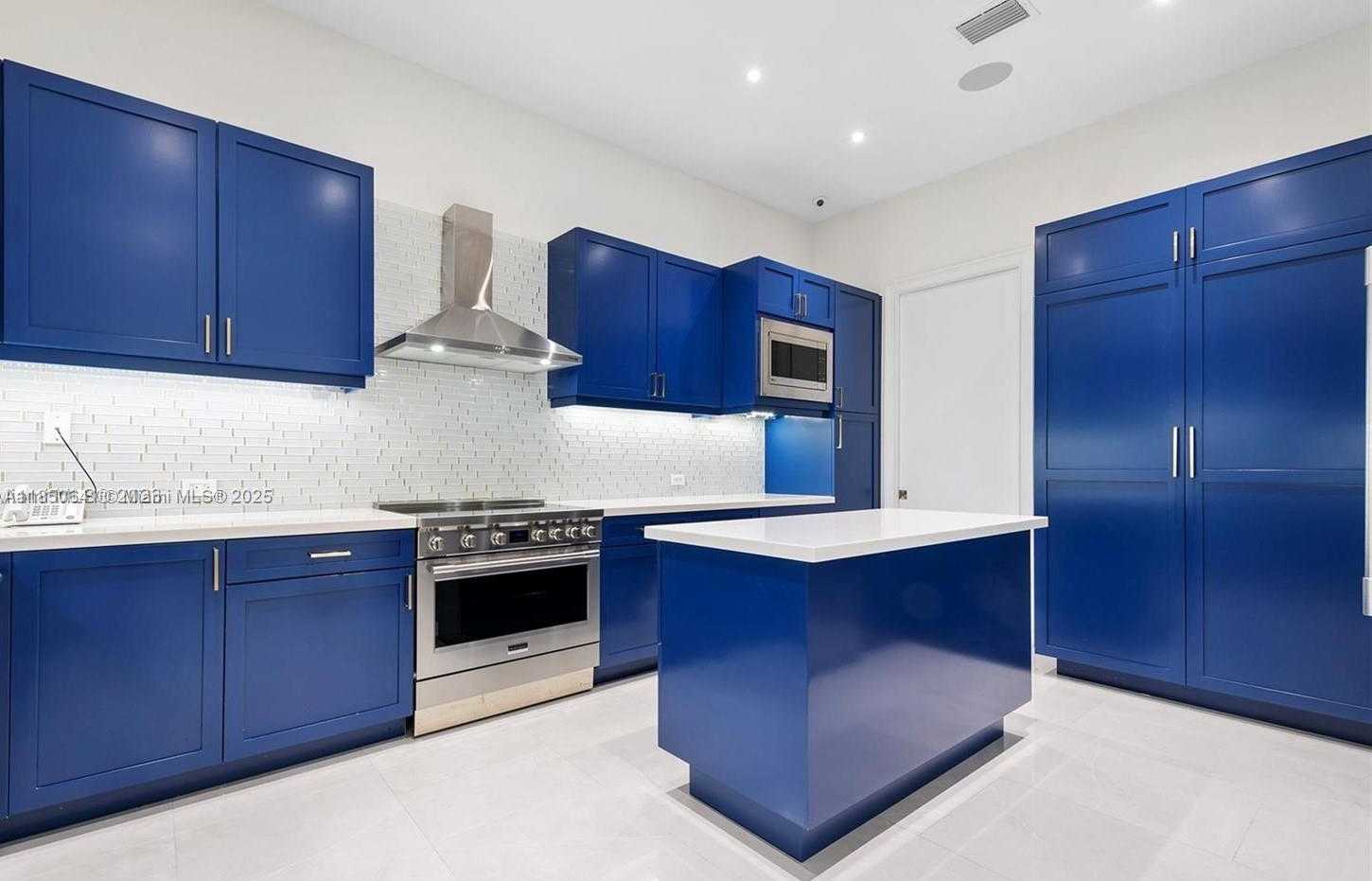 Small Image of 1031 HARBOR CT, Hollywood Number 5
