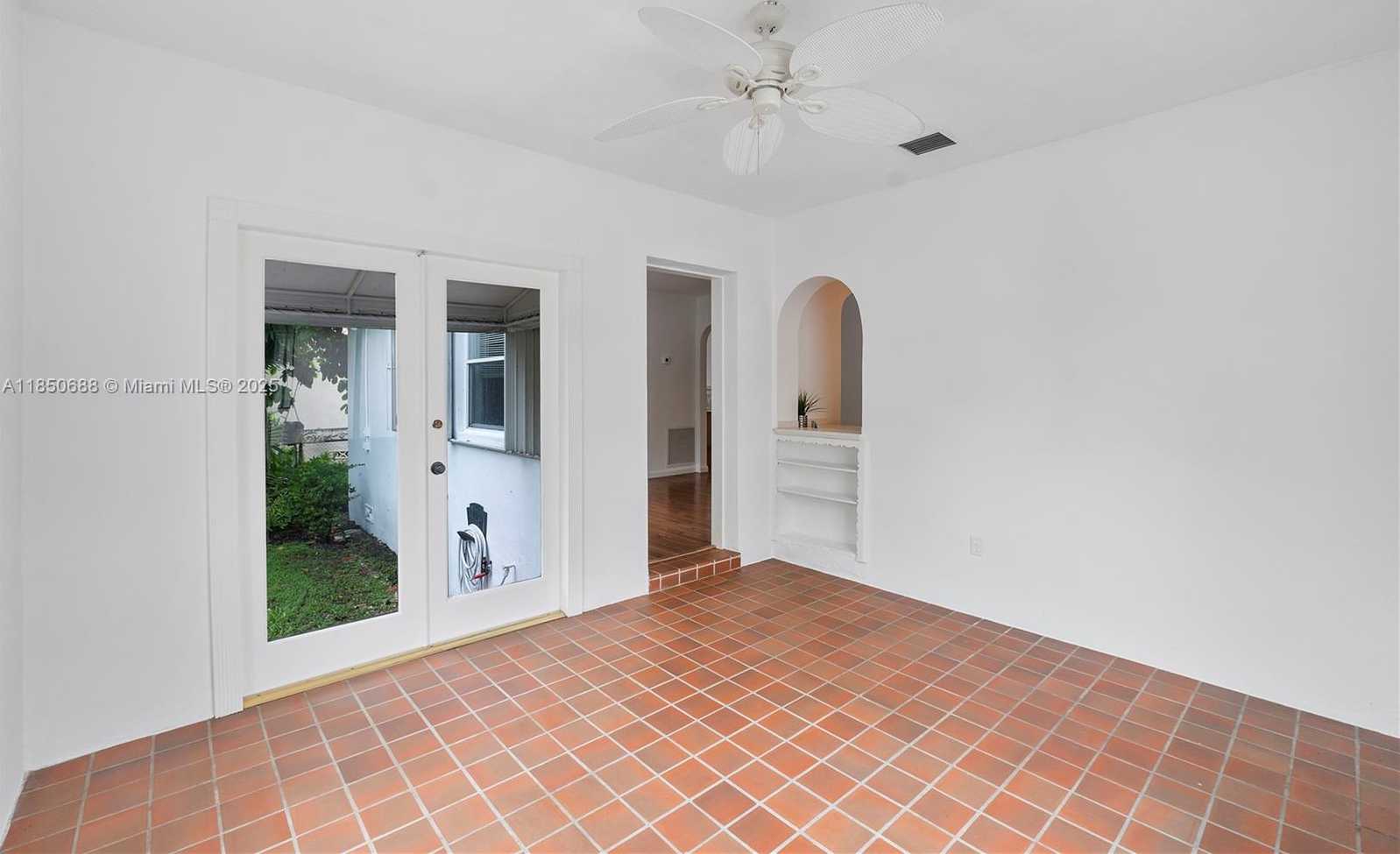 Small Image of 2121 SOUTH WEST 20TH ST, Miami Number 16