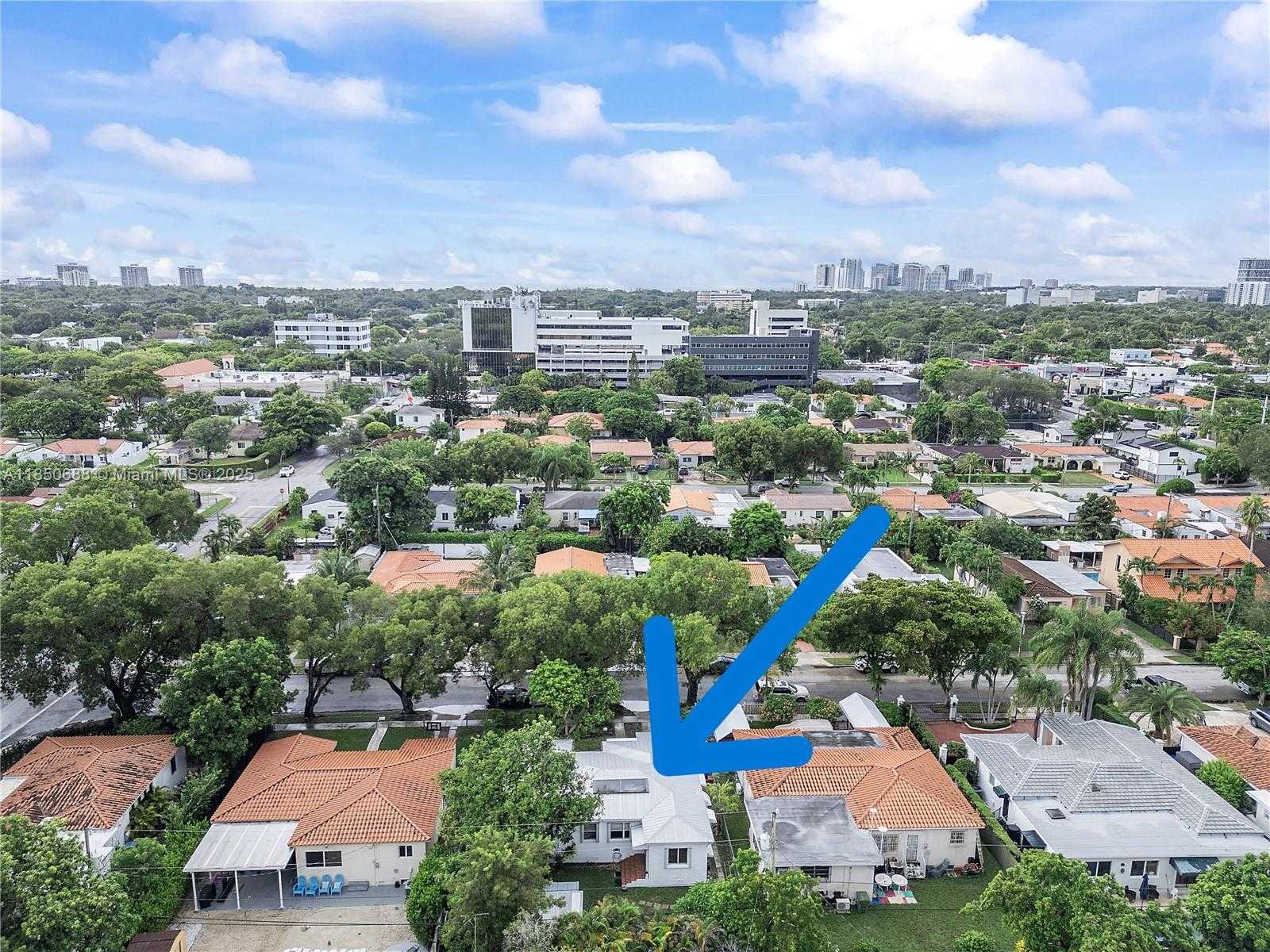 Small Image of 2121 SOUTH WEST 20TH ST, Miami Number 28