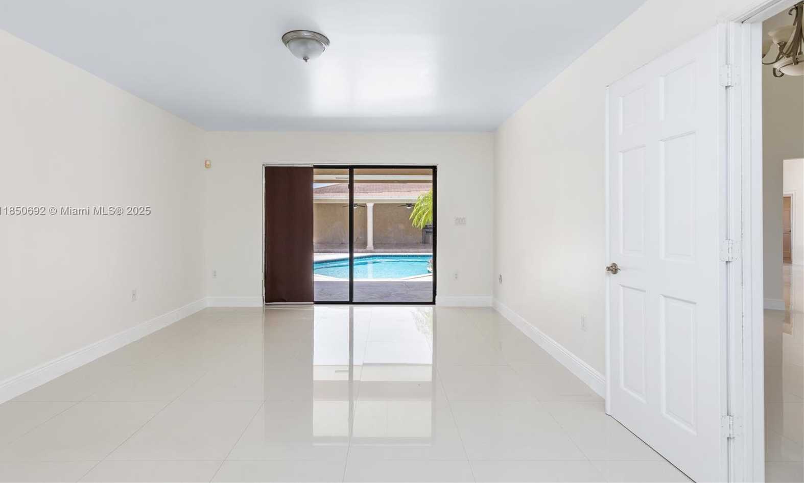 Small Image of 8110 SOUTH WEST 188TH ST, Cutler Bay Number 12