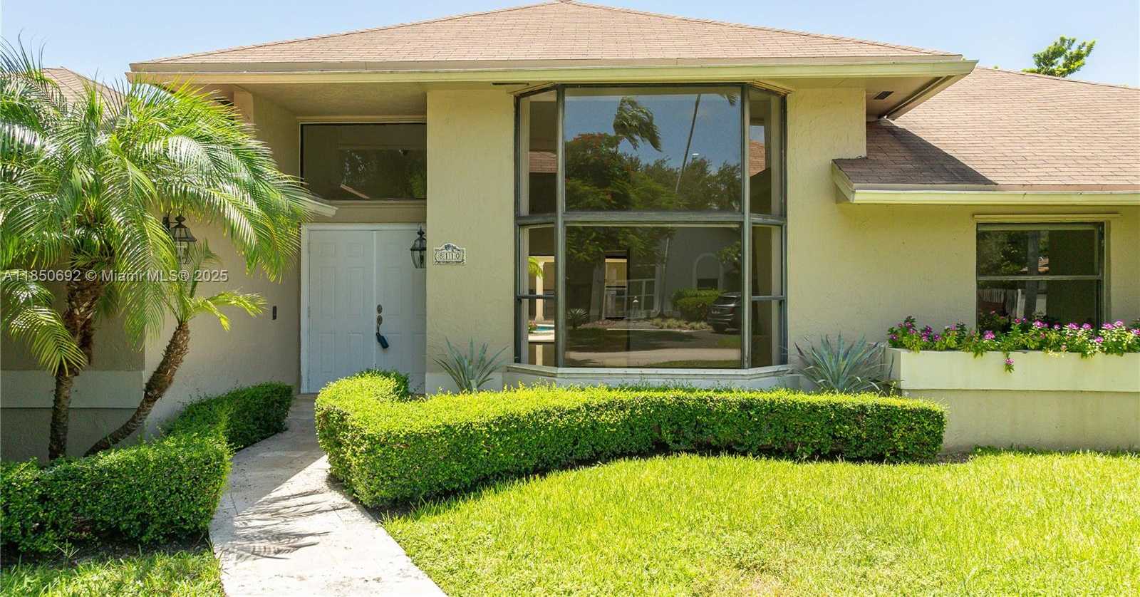 Small Image of 8110 SOUTH WEST 188TH ST, Cutler Bay Number 2