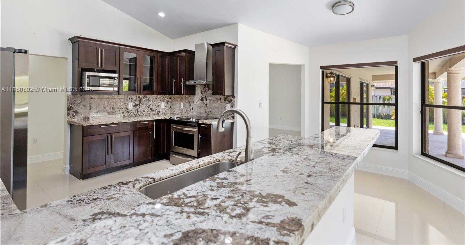 Small Image of 8110 SOUTH WEST 188TH ST, Cutler Bay Number 21