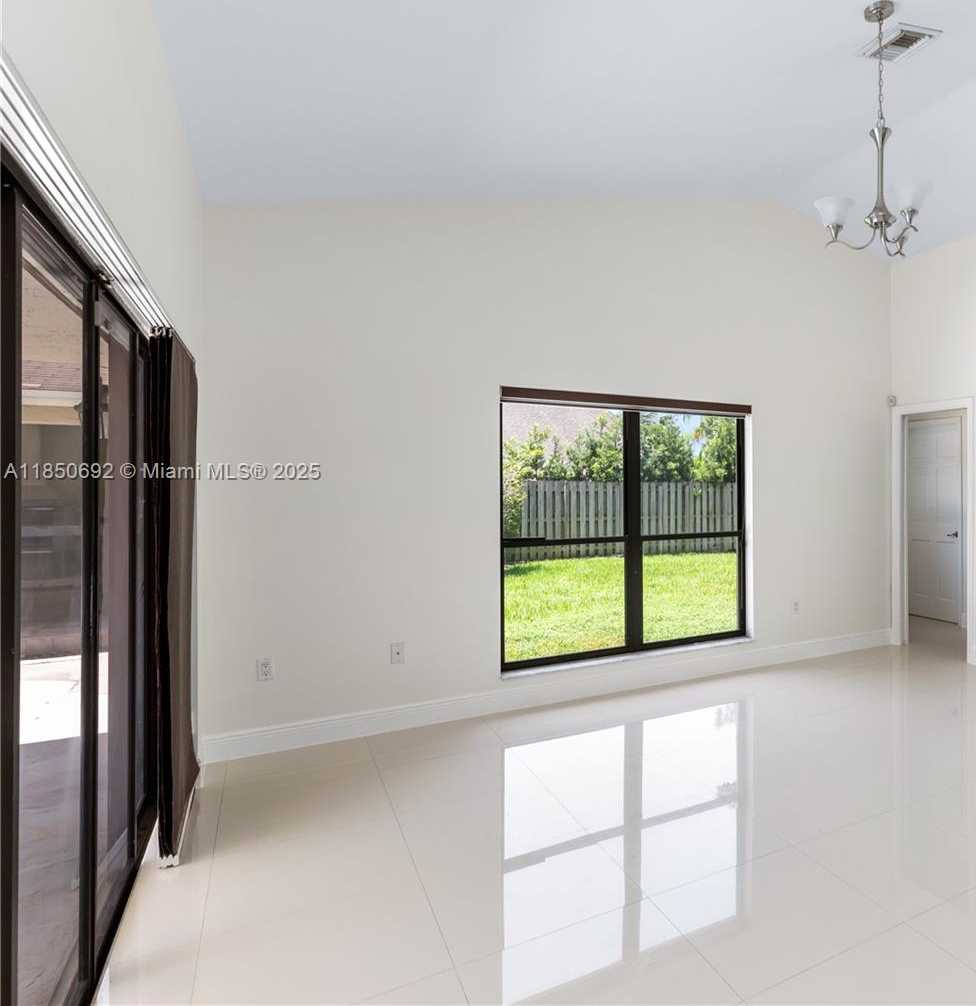 Small Image of 8110 SOUTH WEST 188TH ST, Cutler Bay Number 25