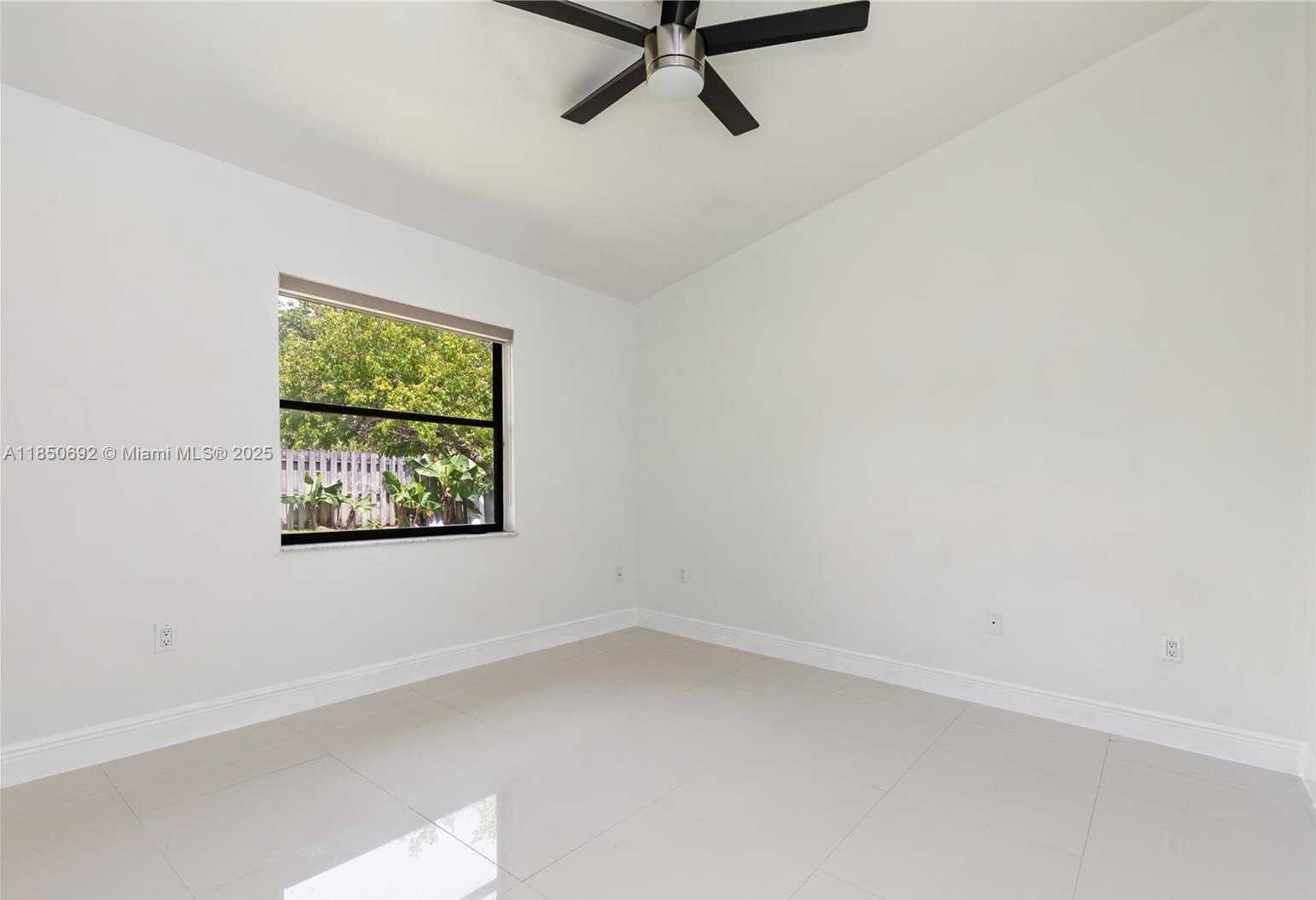Small Image of 8110 SOUTH WEST 188TH ST, Cutler Bay Number 27
