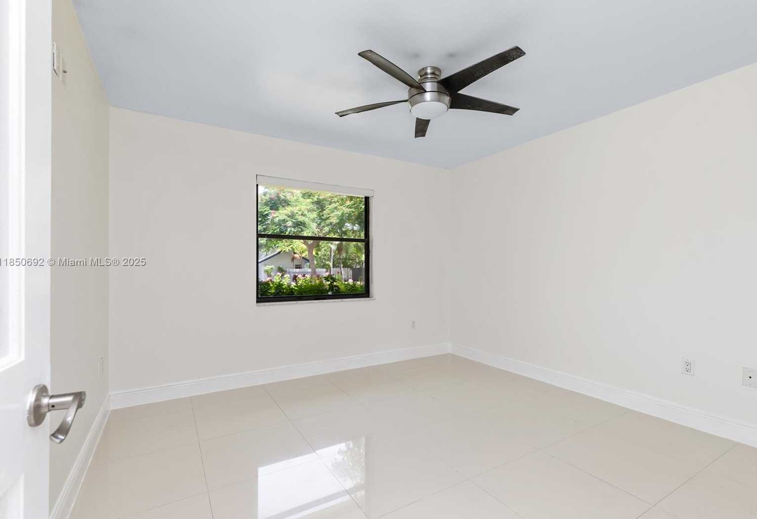 Small Image of 8110 SOUTH WEST 188TH ST, Cutler Bay Number 33