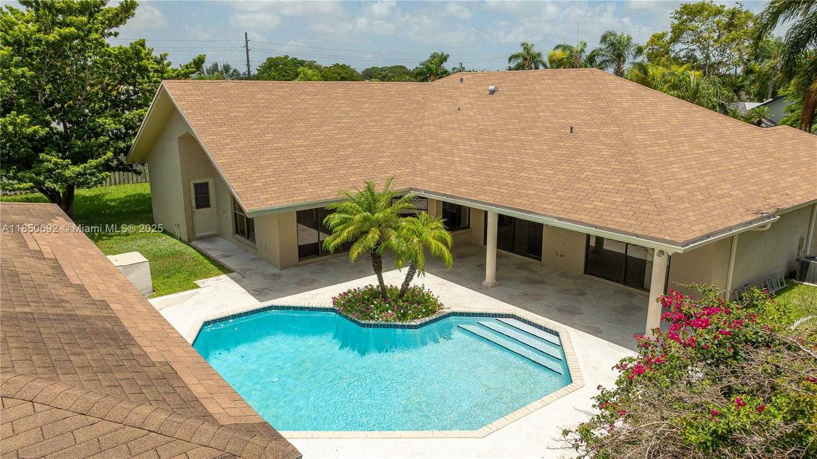 Small Image of 8110 SOUTH WEST 188TH ST, Cutler Bay Number 48
